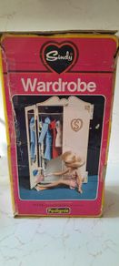 Vintage Sindy Wardrobe