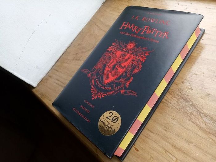 Rare Harry Potter Gryffindor House Edition Harry Potter And The Philosopher's Stone