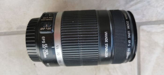 Canon 2000d , 24 mp in mint condition