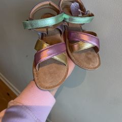 girls sandals