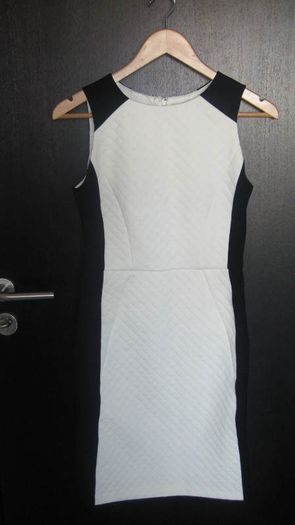 Coast ladies dress cream an black ocassion/party dress size 8
