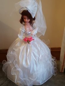 singing and moving doll