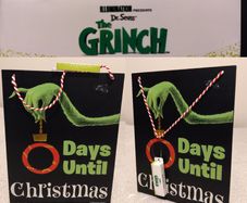 Dr Seuss, The Grinch Christmas Countdown Chalkboard & Chalk