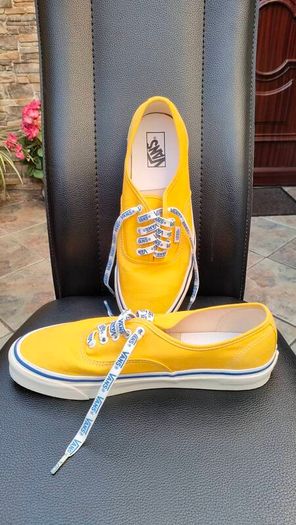 Vans Anaheim Factory Authentic 44dx Deck - Yellow  Perfect Condition Like New Size 10.5