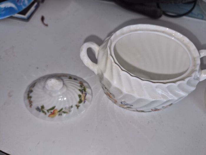 Sugar bowl