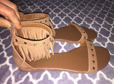 NEW LOOK studded leather fringe flat sandal 6/39