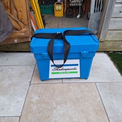 shakespeare seat box