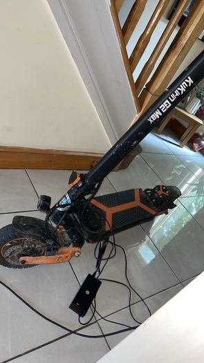 G2 max scooter good condition brand new rear tire lost keys other than that very good scooter