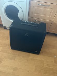 Behringer kxd15 keyboard amp