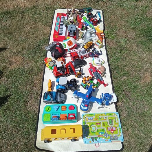 toys