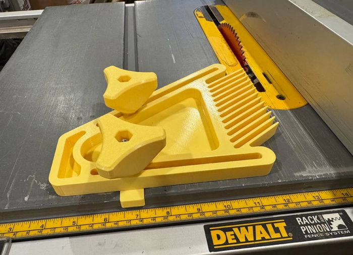 DeWalt DWE7491RS Featherboard Slides and Knobs