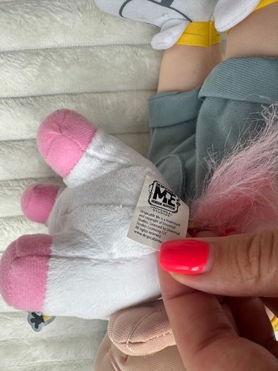 Despicable Me approx. 15 Plush Agnes Holding Fluffy Unicorn Universal Studios new Bit Dirty Please see pictures
