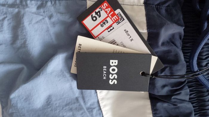 mens boss &Tommy shorts xl
