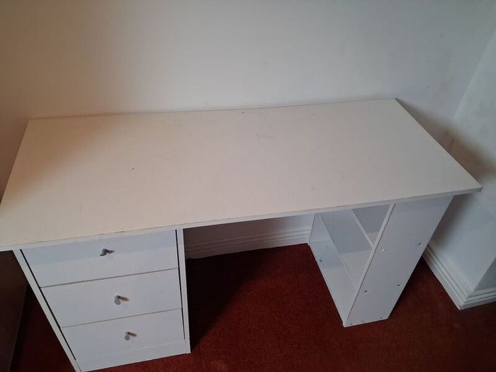 desk