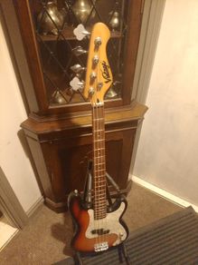 vintage p bass v4
