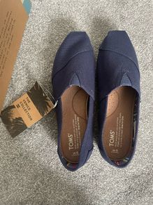 Toms Bnwt