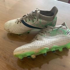 Kids boots