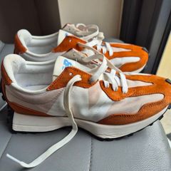 Sneakers orange New Balance 327 size (uk6)(Eu 39.5) (24.5cm)