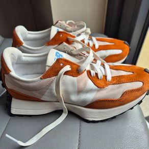 Sneakers orange New Balance 327 size (uk6)(Eu 39.5) (24.5cm)