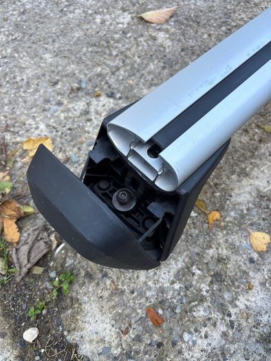 BMW i4 roof rack and roof box
