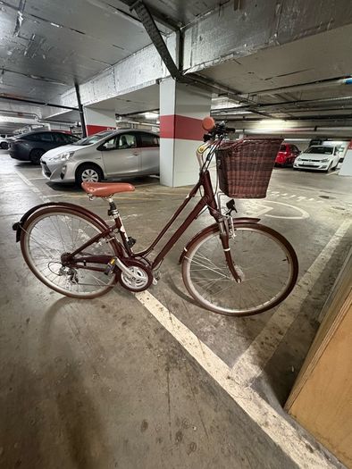 Women City Hybrid Bike (by Giant)