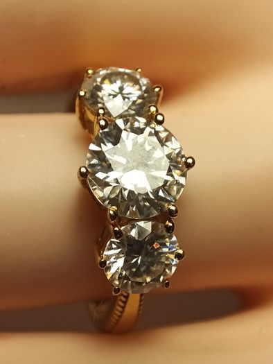 Bargain 18kt Vermeil Hard Gold Plated Sterling Silver Moissanite Trinity Ring