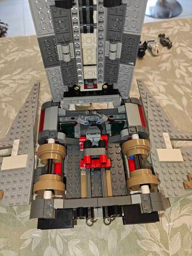 Lego Star Wars Emperor Palpatine's Shuttle 8096
