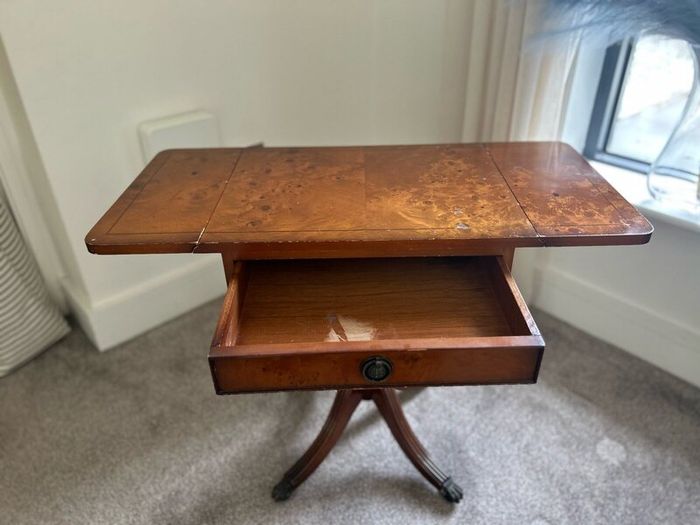 Burr walnut style drop leaf Pedestal Pembroke