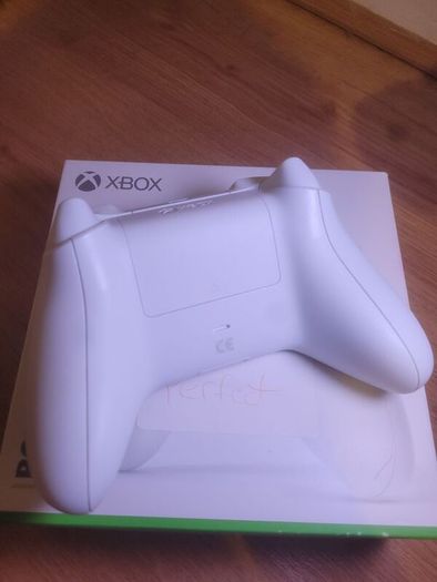 Xbox white controller