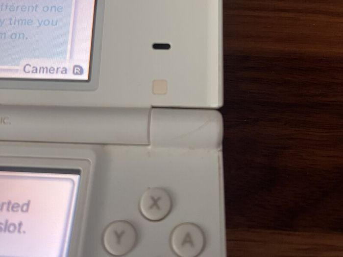 Nintendo DSi white