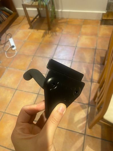 Guitar mount rail