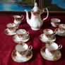 15 Piece Royal Albert Old Country Roses Bone China Gold Gilt Coffee Set For 6 Person Setting Made In England Image 3