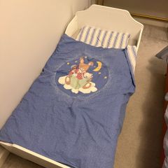 Wooden Toddler bed and mattress