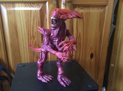 Alien Figures