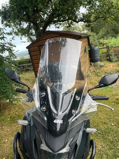 Honda Motorbike Screen