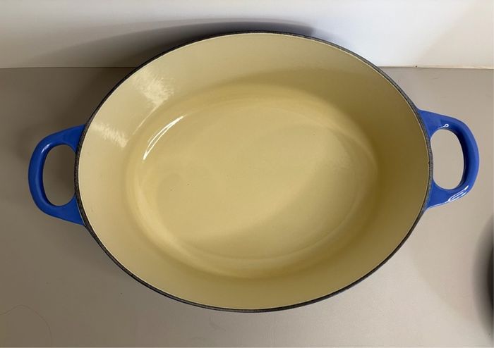 Vintage Le Creuset Cast Iron Oval Casserole Dish Size 29 4.7 Litre - Dark Blue Navy Dutch Oven Pot