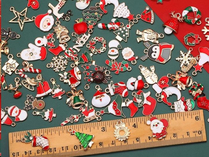 110Pcs Christmas Gold Enamel Charms DIY Jewelry Making Charms Pendants for Bracelet Necklace Earring Craft Supplies (FREE POSTAGE)