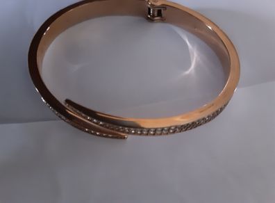 Michael Kors rose gold bangle