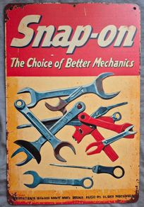 Snap on tools , vintage style metal sign .