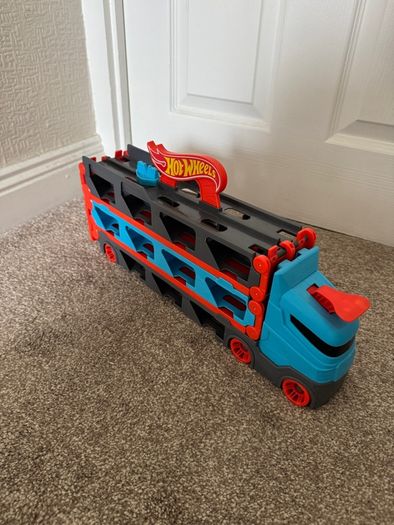 Hot wheels accessories
