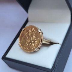 Souvereign Ring