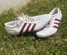 Adidas AdiNova