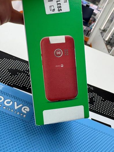 Doro Leva L20 4G Flip Phone | Simple Easy Phone | Boxed | Senior Friendly