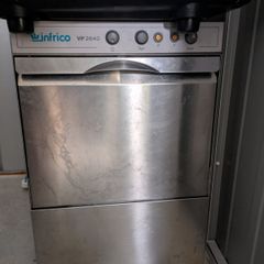 Dishwasher- Glassware