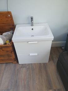 wash hand