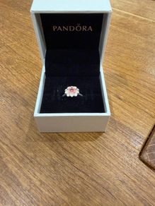 Pandora flower ring size 48