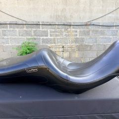 Le Pera Maverick Harley Davidson seat Dyna 06-17