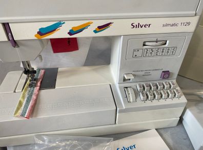Sewing Machine - Pfaff Silver Slimatic
