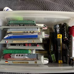 Del Prado model trains