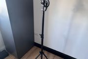 NEEWER Heavy Duty Boom Light Stand 9.7ft (297cm) with Boom Arm | Excellent Condition